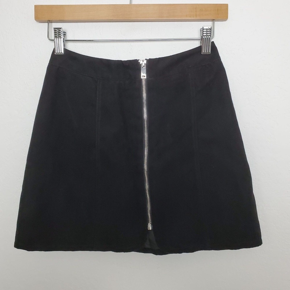 Divided‎ H&M Womens Mini Skirt Size 2 Faux Suede Black Zipper Front